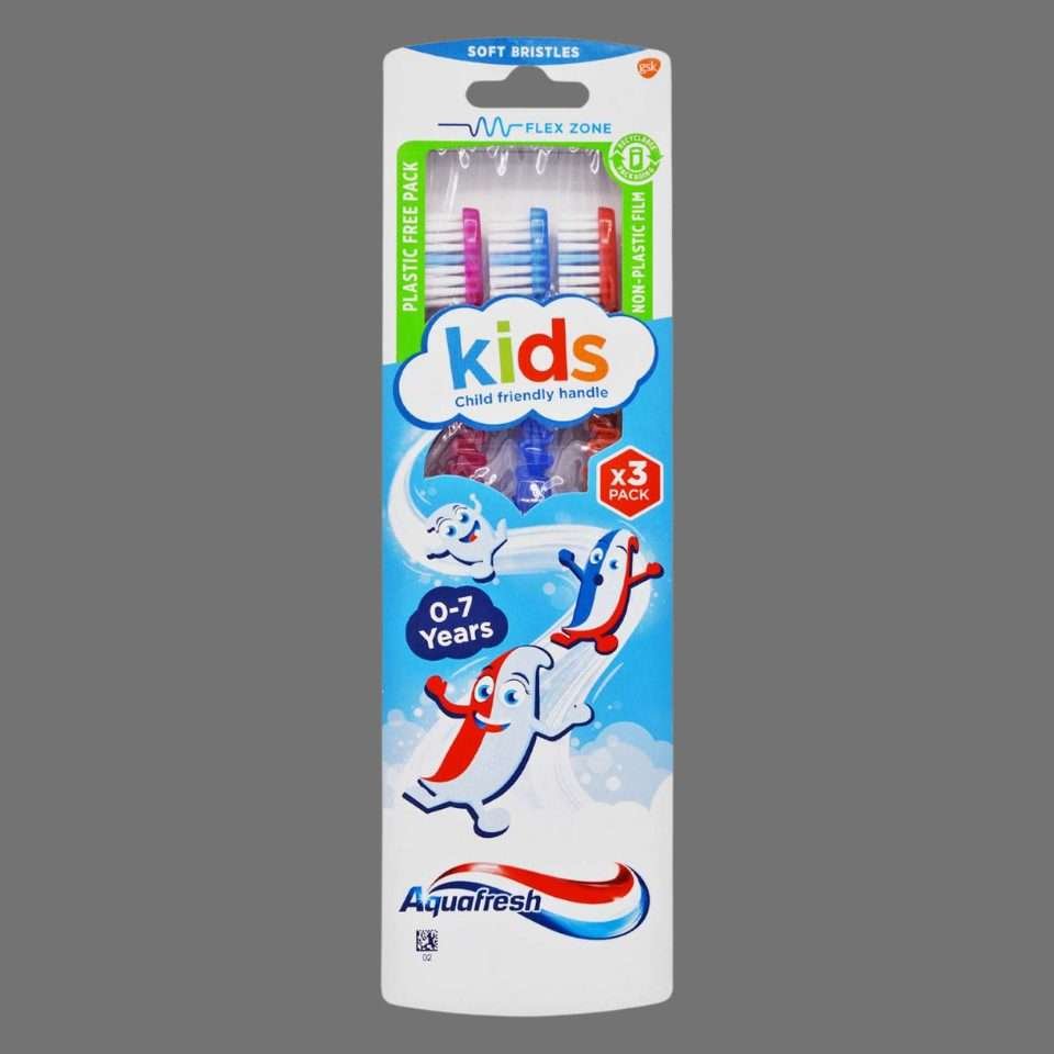 Aquafresh Kids Soft Toothbrush 0-7 years 3 Pack Aquafresh Kids Soft Toothbrush 0-7 years 3 Pack