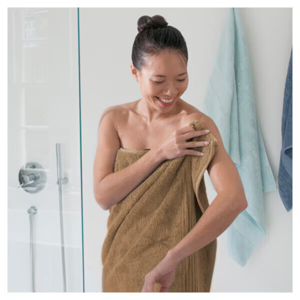 Dove Pampering Shea Butter & Vanilla Body Wash 450ml Dove Pampering Shea Butter & Vanilla Body Wash 450ml