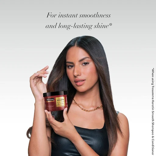 TRESemmé Keratin Smooth Mask for Frizzy Hair 440ml TRESemmé Keratin Smooth Mask for Frizzy Hair 440ml