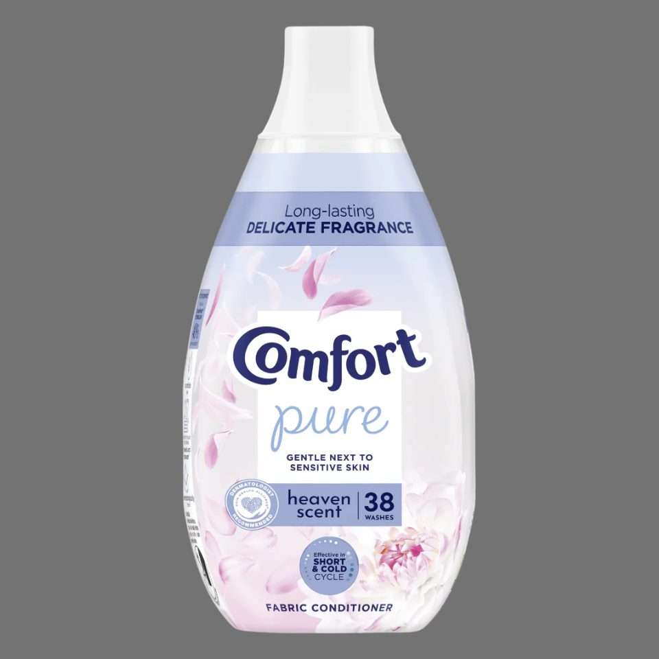 Comfort Pure Heaven Scent Fabric Conditioner 570ml 38 Washes